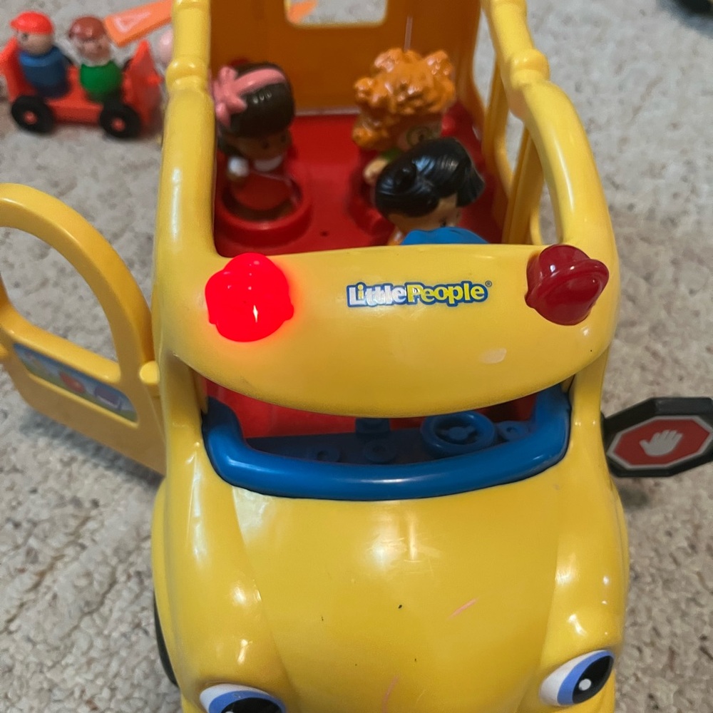 Little people school bus with figures - Picture 4 of 6